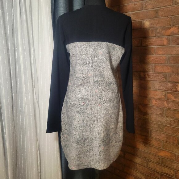 SKUNKFUNK Colorblock Black Upper/Gray w/Black Design Body Zip Front Dress - Sz 4 - Picture 2 of 15